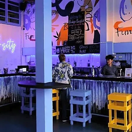 Bodega Bangkok Soi 23