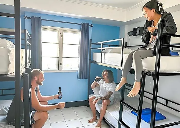 Bodega Soi 23 Hostel *